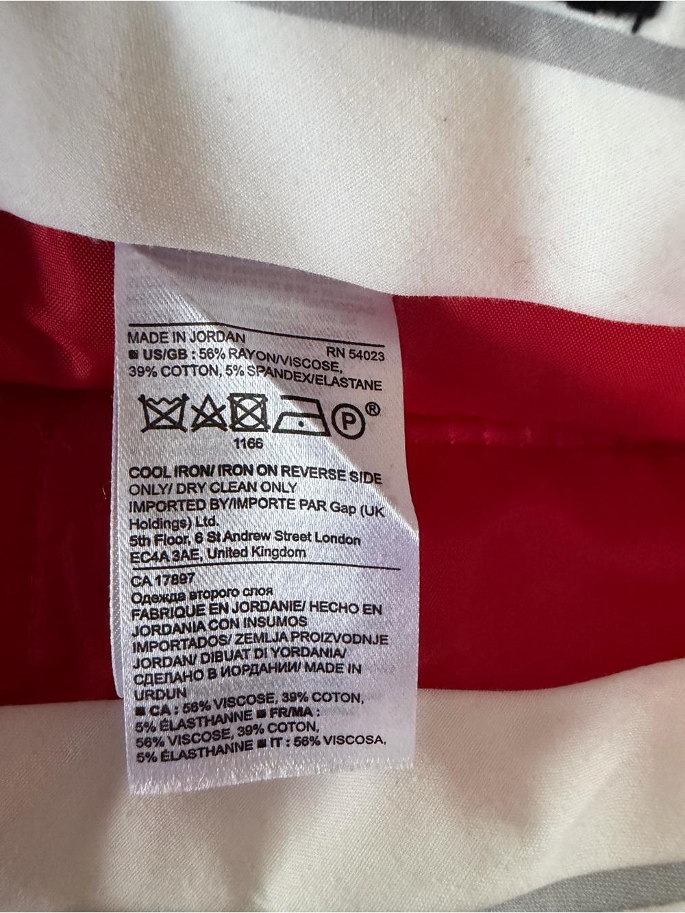 Women’s Banana Republic Sloan Straight Red Pants Size 8 - Picture 9 of 12